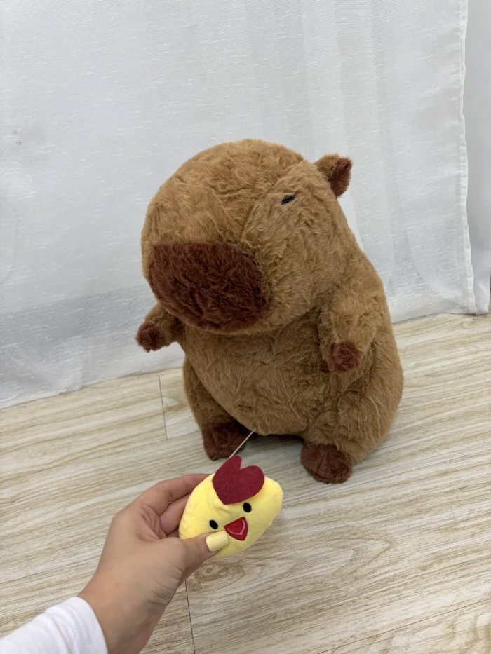 Capibara Pollito Retraible 40cm - Imagen 1