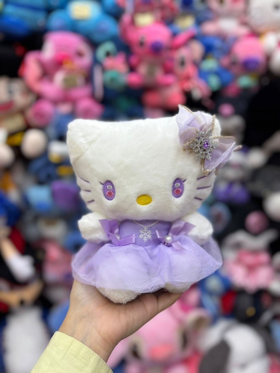 2025/10/IMG-20250930-WA013028129.jpg Hello Kitty Vestido morado 20cm - Imagen 1