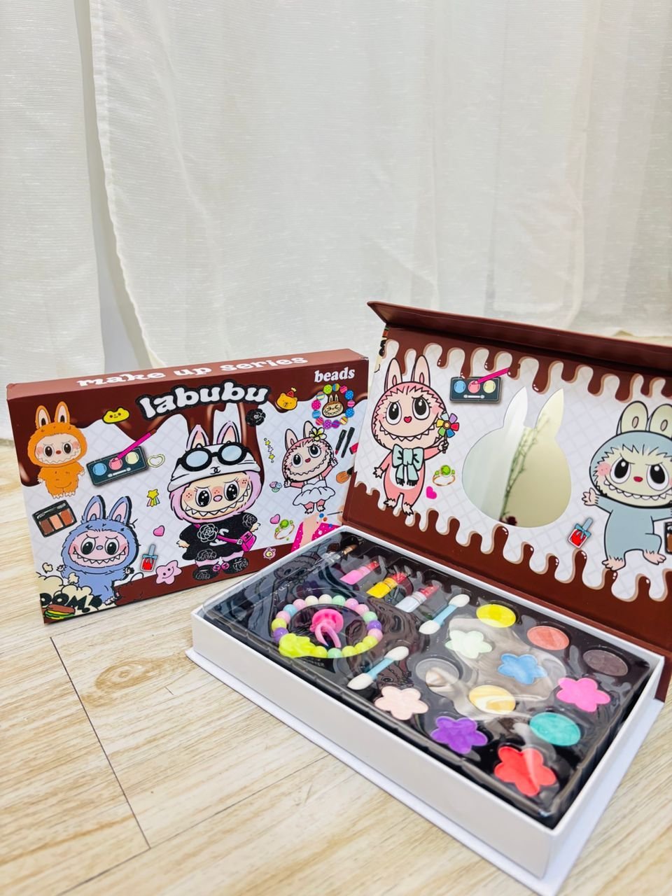 2025/10/IMG-20250930-WA016028329.jpg Paleta Labubu - Imagen 1