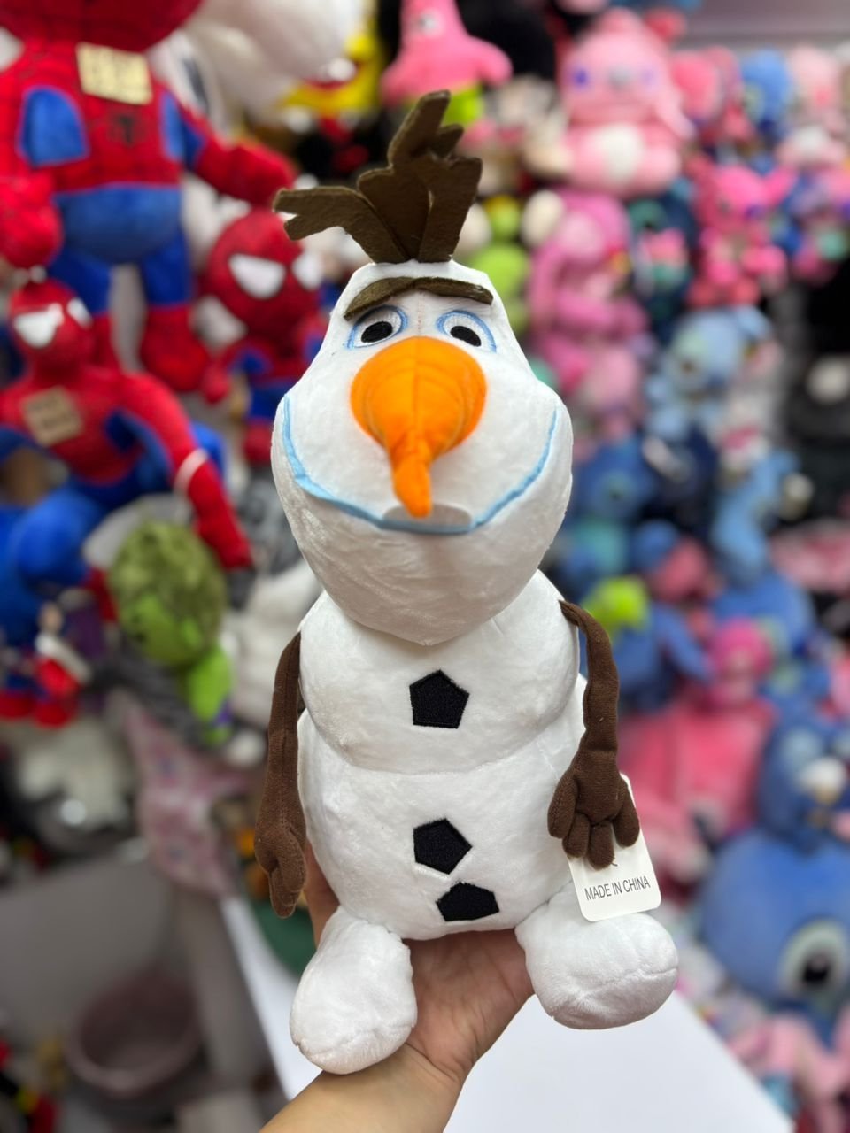 2025/10/IMG-20251007-WA0051.jpg Olaf 40cm - Imagen 1