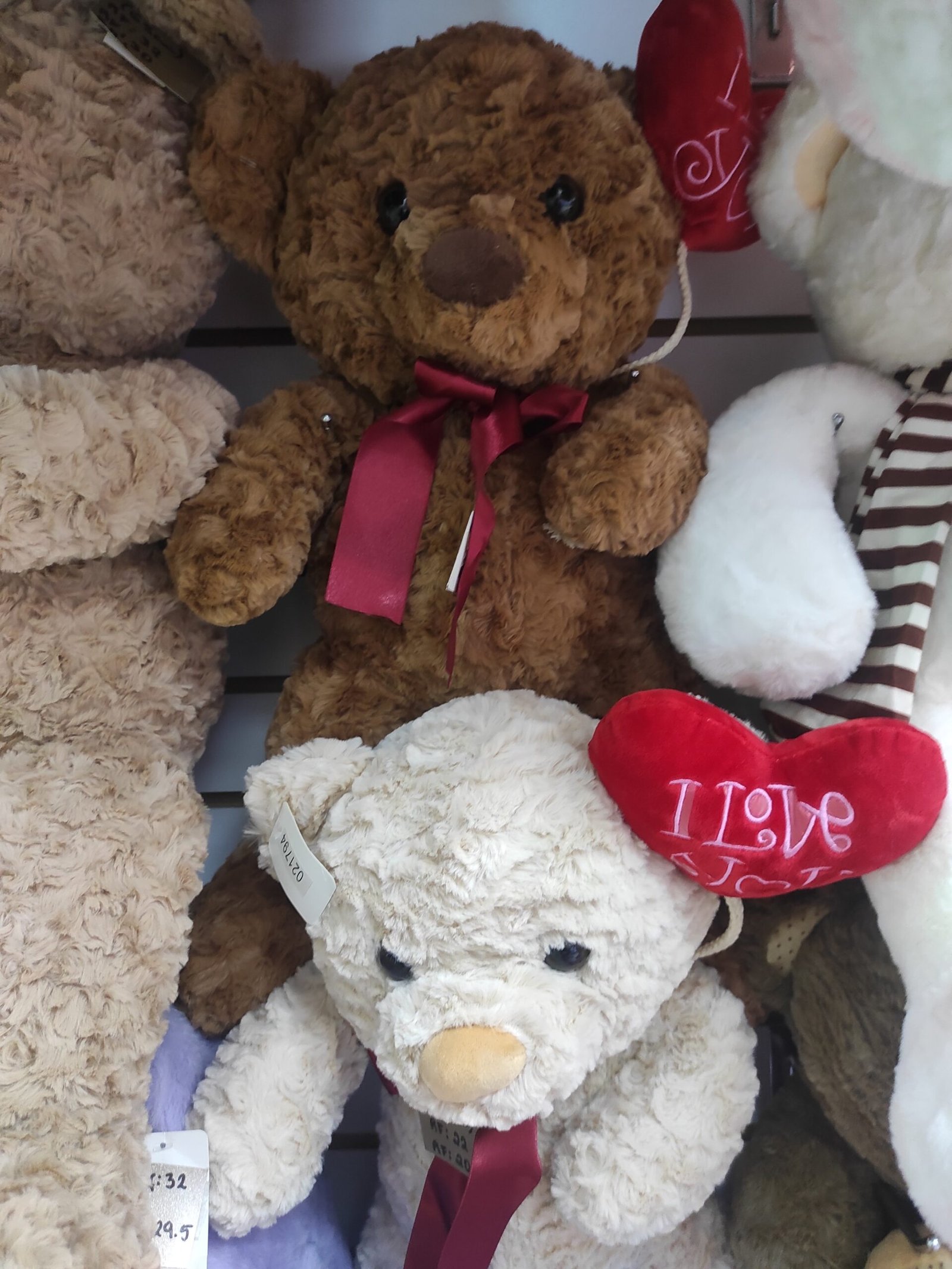 2025/10/JPEG_20251009_141353_2918549277653925747-scaled.jpg Oso con Lazos 50cm - Imagen 1