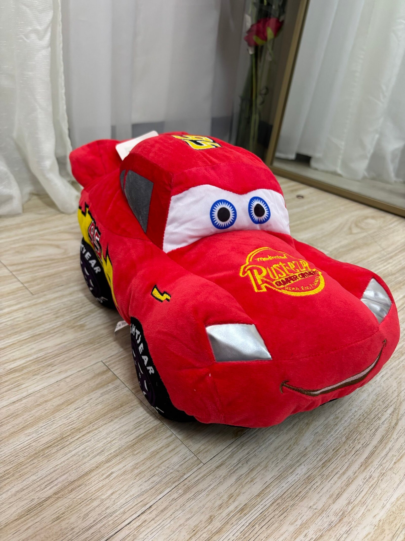 img_3033 Cars Rayo McQueen 40cm - Imagen 1